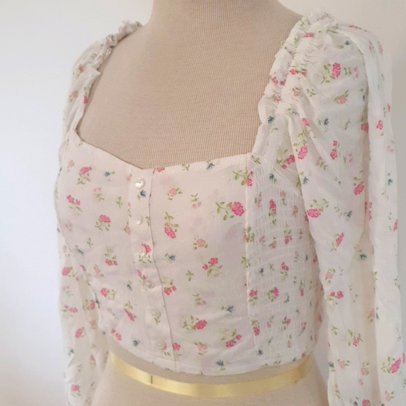 🦋 COTTON ON 🦋 NWT Size 10 Floral Boho Crop Top with stretch back - Picture 5 of 7